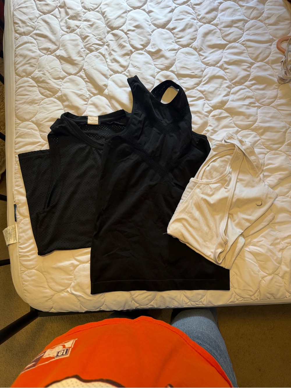 Size M athletic tank bundle